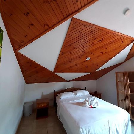 La Source Self Catering Hotell La Digue Exteriör bild